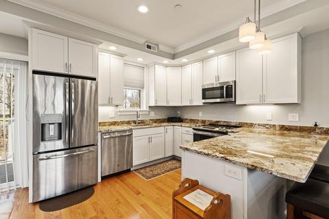 2 Pond St #1, Danvers, MA 01923 photo 3