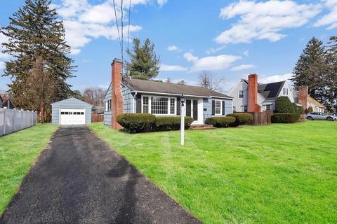 18 Empress Ct, Springfield, MA 01129 photo 26