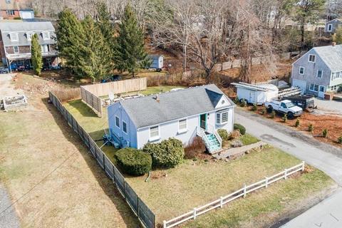 191 Ninigret Ave, Mashpee, MA 02649 photo 1