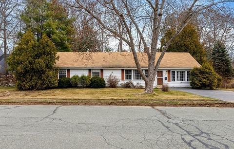 21 Walker Rd, Beverly, MA 01915 photo 2
