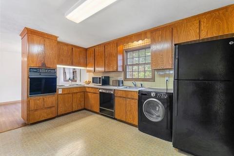 21 Walker Rd, Beverly, MA 01915 photo 13
