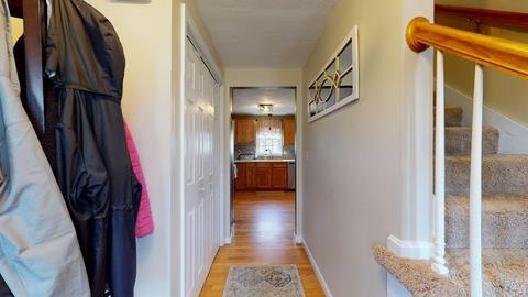 4 Corinth Dr, Worcester, MA 01606 photo 9