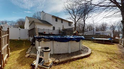 4 Corinth Dr, Worcester, MA 01606 photo 4