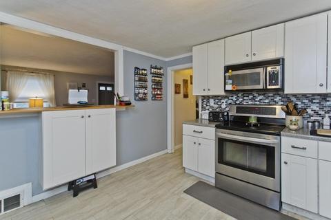 106 Park Rd, Springfield, MA 01104 photo 8