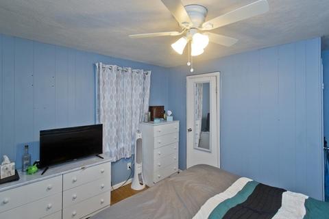 106 Park Rd, Springfield, MA 01104 photo 20