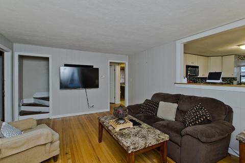 106 Park Rd, Springfield, MA 01104 photo 18