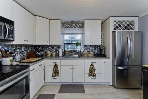 106 Park Rd, Springfield, MA 01104 photo 4