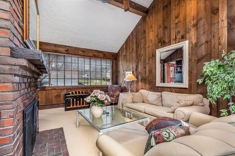 18 Leo Rd, Marblehead, MA 01945 photo 13
