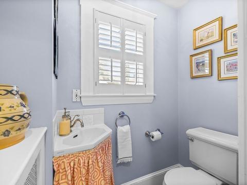 4 Solon St, Wellesley, MA 02482 photo 15
