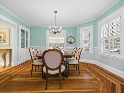 4 Solon St, Wellesley, MA 02482 photo 8