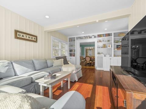4 Solon St, Wellesley, MA 02482 photo 9