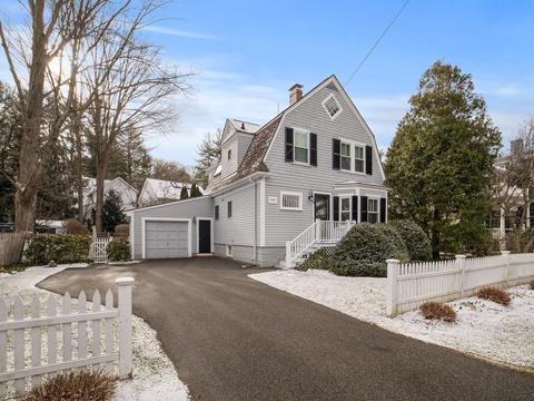 4 Solon St, Wellesley, MA 02482 photo 2