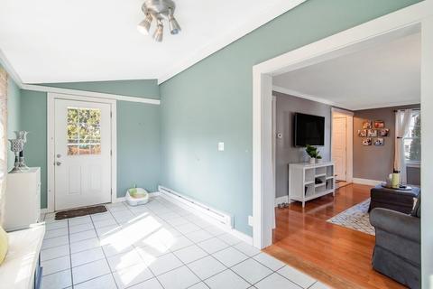 5 Heroult Rd, Worcester, MA 01606 photo 17