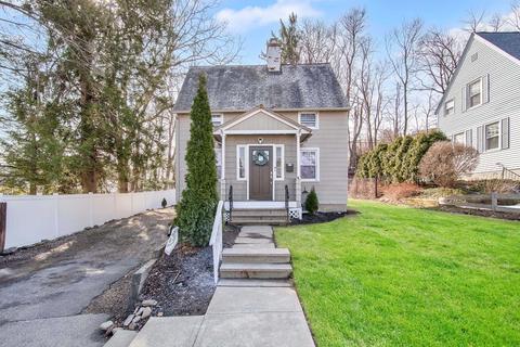 5 Heroult Rd, Worcester, MA 01606 photo 2