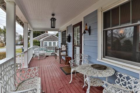 17 Linden St, Barnstable, MA 02601 photo 5