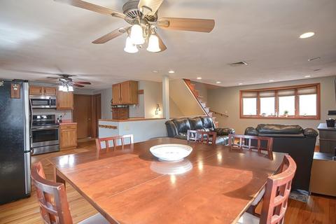 2 Mitchell Ln, Wakefield, MA 01880 photo 8