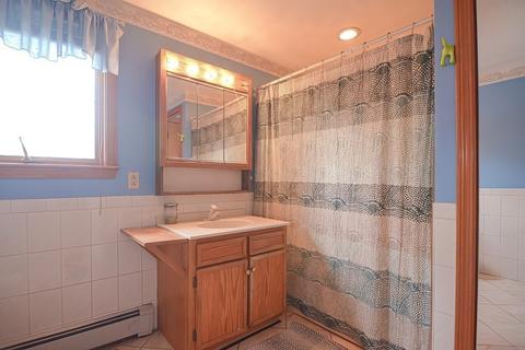2 Mitchell Ln, Wakefield, MA 01880 photo 12