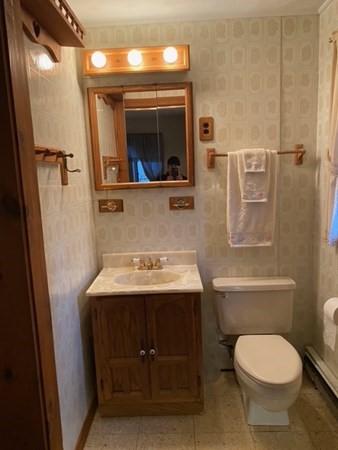12 Wedgemere Rd, Beverly, MA 01915 photo 6