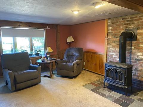 1 Mark Ave, Webster, MA 01570 photo 14