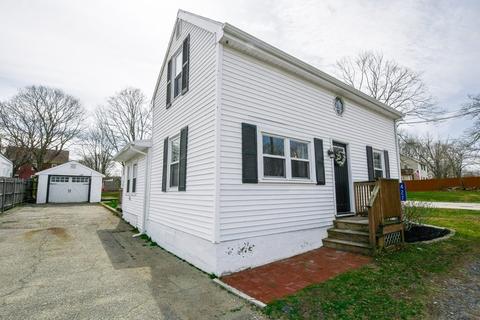 427 School Ln, Dighton, MA 02715 photo 1