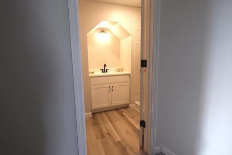 18 S High St, Ashburnham, MA 01430 photo 17
