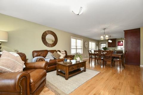 54 Pierce Ave, Worcester, MA 01605 photo 10