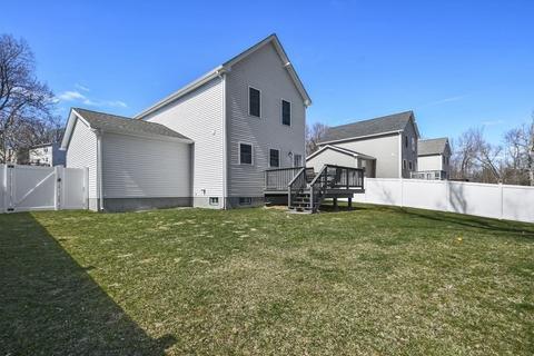 54 Pierce Ave, Worcester, MA 01605 photo 4