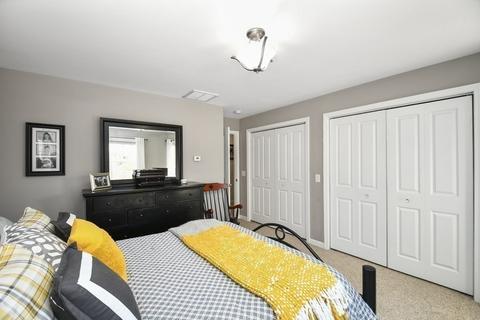 54 Pierce Ave, Worcester, MA 01605 photo 17