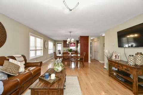 54 Pierce Ave, Worcester, MA 01605 photo 8
