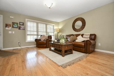 54 Pierce Ave, Worcester, MA 01605 photo 7
