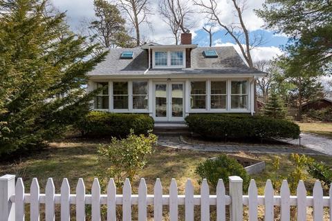 26 Elmwood St, Wareham, MA 02571 photo 1