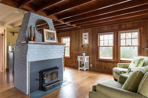 26 Elmwood St, Wareham, MA 02571 photo 8