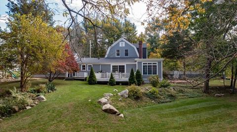 81 Hobart St, Hingham, MA 02043 photo 24