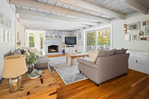 81 Hobart St, Hingham, MA 02043 photo 8