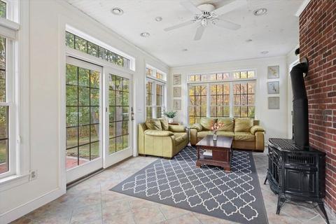 81 Hobart St, Hingham, MA 02043 photo 10