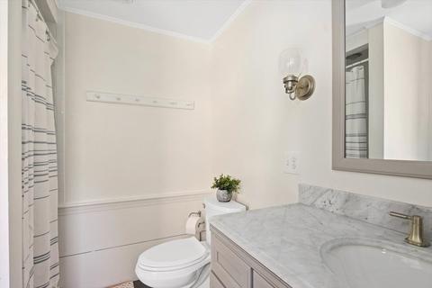81 Hobart St, Hingham, MA 02043 photo 19