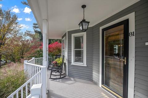 81 Hobart St, Hingham, MA 02043 photo 2