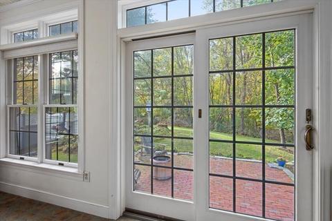 81 Hobart St, Hingham, MA 02043 photo 11
