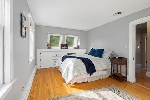 81 Hobart St, Hingham, MA 02043 photo 14