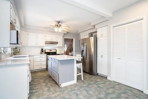 78 7th Ave, Chicopee, MA 01020 photo 7