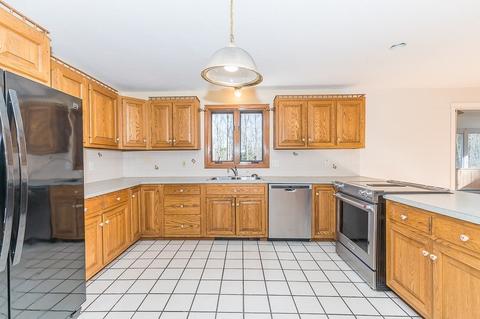 664 Adams Rd, Oakham, MA 01068 photo 8