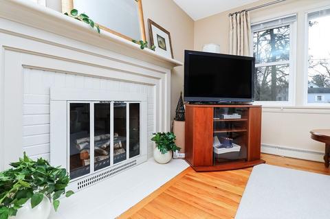 5 Fox Hill Rd, Springfield, MA 01118 photo 5