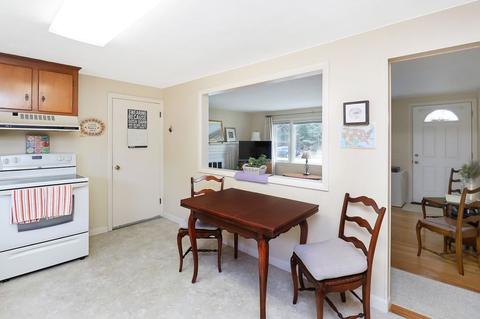5 Fox Hill Rd, Springfield, MA 01118 photo 13