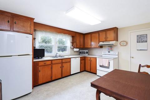 5 Fox Hill Rd, Springfield, MA 01118 photo 9