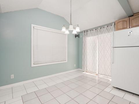 172 Burnham Rd, Lowell, MA 01852 photo 11
