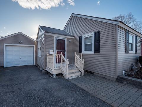 172 Burnham Rd, Lowell, MA 01852 photo 5