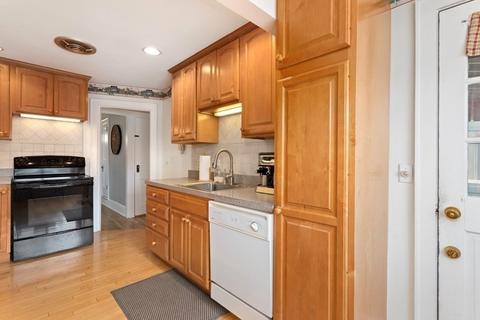 13 Lawrence Rd, Reading, MA 01867 photo 13