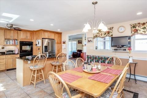 9 Curtis Ave, Middleton, MA 01949 photo 7