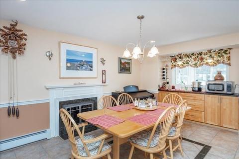 9 Curtis Ave, Middleton, MA 01949 photo 9