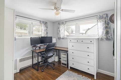 19 Cherry Ave, Stoneham, MA 02180 photo 17